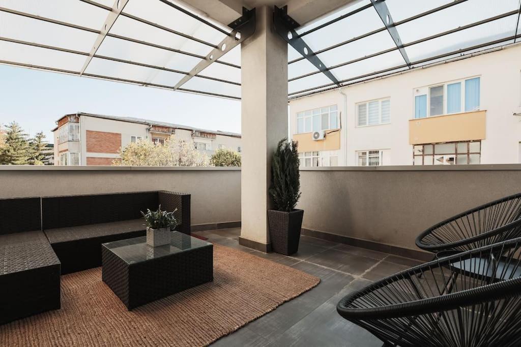 Ambassador Apartment Baia Mare Luaran gambar
